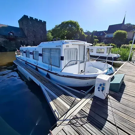 Sejour Unique A Bord D'un Bateau A - Jusqu'a 5 Pers.